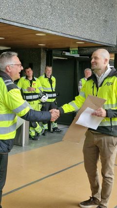 Etter en grundig samspillsfase er Asker kommunale pensjonskasse og AF Byggfornyelse enige om rammene for prosjektet. Partene har inngått avtale om gjennomføring. Lars Bjerke kommunedirektør i Asker og Birger Kristiansen, direktør i AF Byggfornyelse.