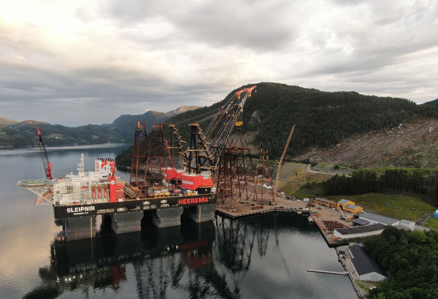 Tidligere prosjekt med Heerema som leverer moduler på AF Miljøbase Vats