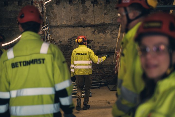 Betonmast skal rehabilitere Bygg E i Forskningsparken.