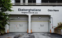 STOR LAGERKAPASITET: Ekeberghallene består av 48 fjellhaller med stor lagerkapasitet, fordelt på to nivåer.