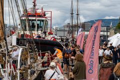 GRATIS: Over 50 gratis aktiviteter sto på programmet under Oslo havnelangs. Her fra Vippetangskaia, der publikum kunne besøke blant annet skonnerten Svanen og den elektriske taubåten BB Electra.
