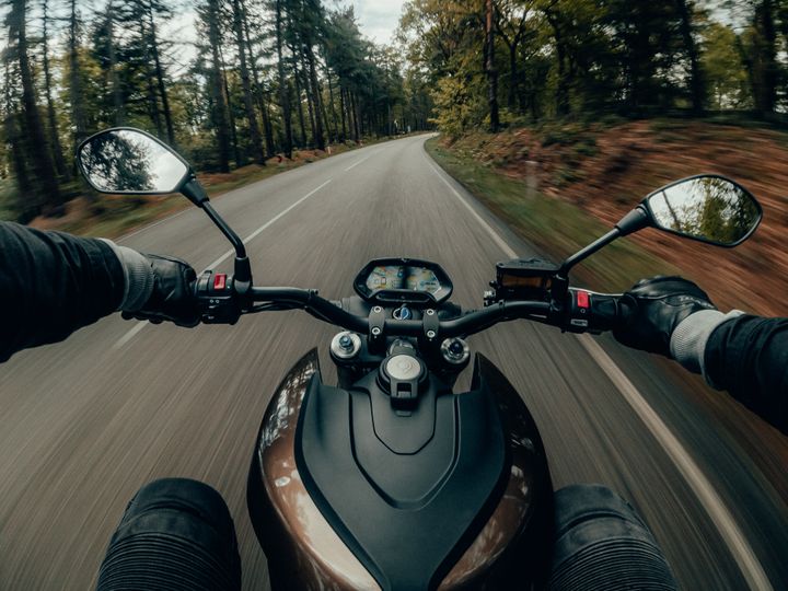 Tre motorsyklister har allerede omkommet i trafikken.
