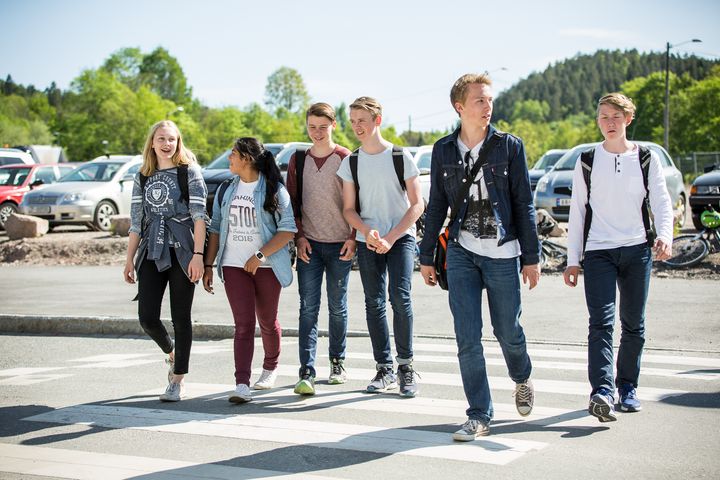 Flere lærere bør få muligheten til å undervise ungdomsskoleelever i valgfaget trafikk. I dag tar kun 6,6 prosent av elevene faget.