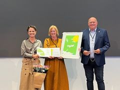 Anne Gundersen, Kunnskapsminister Kari Nessa Nordtun og leder av Skoleelderforbundet Stig Johannessen