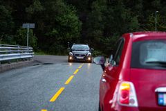 Mange sier at de ser farlig kjøring ofte, på norske veier. Det viser en ny undersøkelse. Foto: Frende Forsikring.