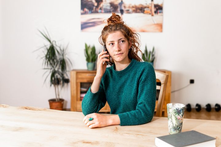 Mange har blitt svindlet via telefonen. Vet du hva som gjør at svindelen starter?