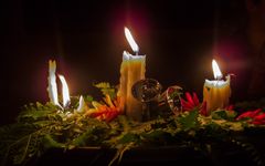 Levende lys er fortsatt i bruk i mange hjem i jula.