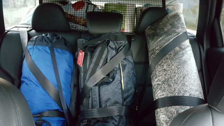 Sånn kan det gjøres. En trygg reise starter før du har kjørt en meter - ved å sikre bagasjen skikkelig.