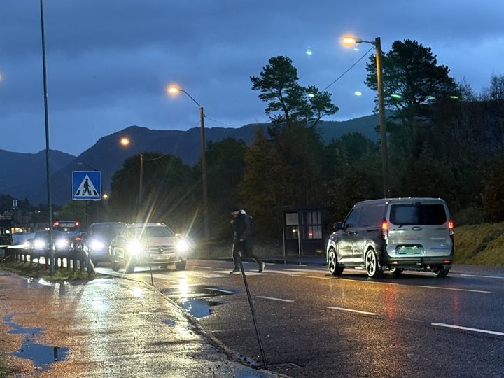 Nå blir det fort mørkere og refleksen kan være forskjellen på om du blir sett av billister eller ikke.
