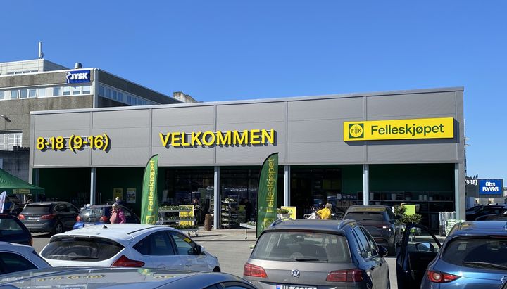 Felleskjøpet Agri leverer omsetningsvekst på fem prosent både i første halvår og i andre kvartal. Bildet viser Felleskjøpets avdeling i Ålesund.