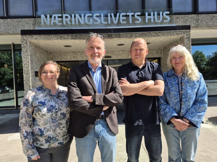 Forhandlingsutvalget: Naemy Trandum Aasen, Terje Mikkelsen, Nils Hidle og Mali Torvik.