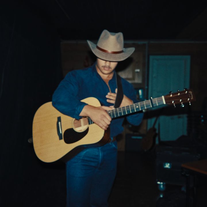 Tobias Sten - Hånd i hånd