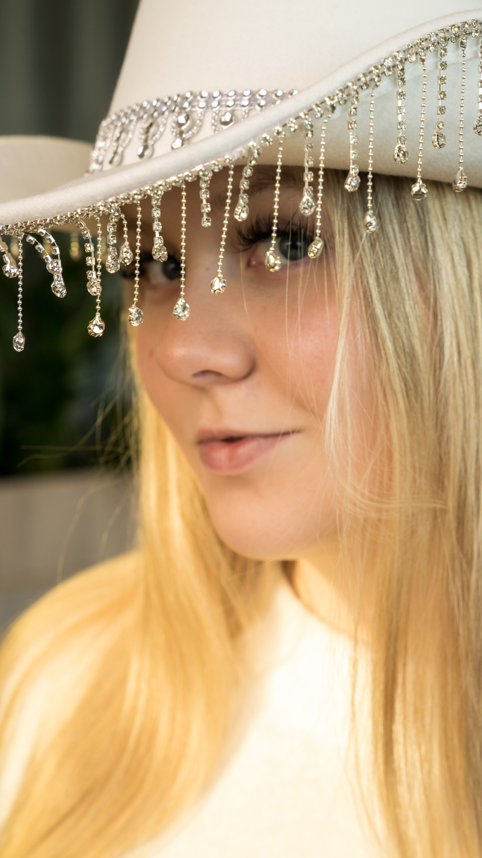 Karon Mobe Countrystjerna Karen Moe slipper Bærre en drøm | Universal Music Norge