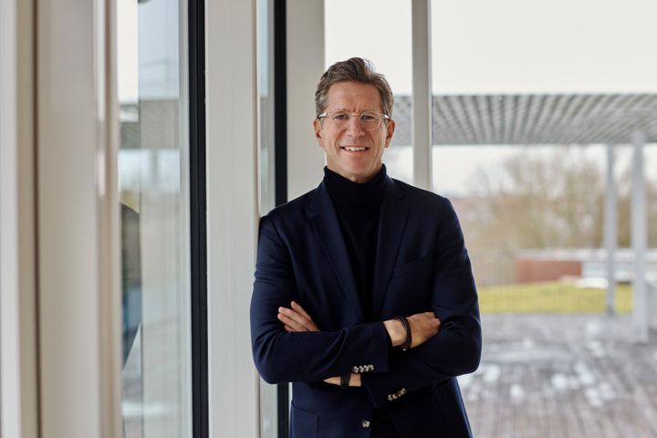 CEO i Story House Egmont Media, Per Kjellander gleder seg over en vellykket snuoperasjon i det norske mediehuset.