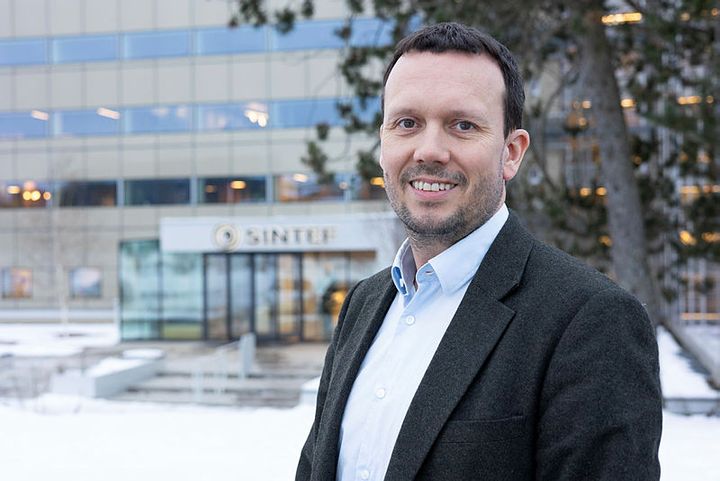 Trond Runar Hagen (47) skal lede SINTEF Digital som blant annet rommer et av Norges fremste forskningsmiljøer innen kunstig intelligens.