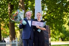 Karen Dolva, Årets Ladejarl 2022 og Odd Reitan. Foto: Kristoffer Wittrup