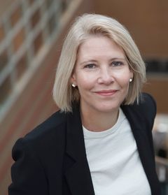 Professor Anniken Furberg ved Universitetet i Oslo leder EVA2020-prosjektet, en dyptgripende evaluering av læreplanverket som ble innført i 2020. Foto: Shane Colvin / UiO