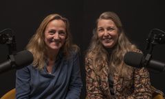 Gjester i studio: Mari Vaage Wang ved Universitetet i Oslo og Anette Brørby Bergsrud i Elevtjenesten på Hadeland videregående skole byr på god faglig diskusjon om psykisk helse i skolen.