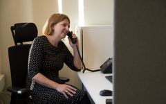Astrid Jorde Sandsør er prodekan for forskning ved Det utdanningsvitenskapelige fakultet på UiO. Dette er ikke den faktiske telefonsamtalen.