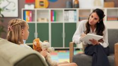 En utredning for ADHD kan oppleves omfattende og uoversiktlig, både for foreldre og for barnet selv.