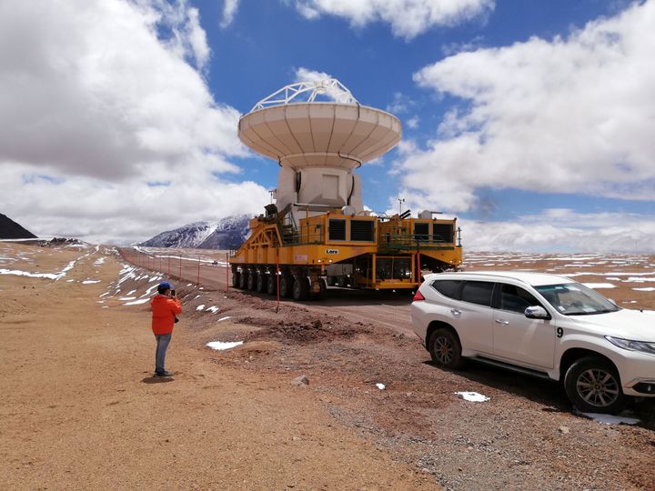 Store teleskoper og innbyggerne i Atacama-ørkenen har en ting til felles: De trenger en stabil og pålitelig strømkilde.