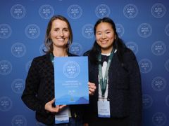 NOMINERT: Lantmännen Unibake var nominert for prisen design for gjenvinning. Frida Lennby og Linn Waaler. Foto: Herman Ekendahl-Dreyer / Grønt Punkt Norge