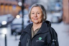 MÅ BLI BEDRE: Kommunikasjonssjef Kari-Lill Ljøstad håper flere tar med seg gode kildesorteringsvaner på ferie.