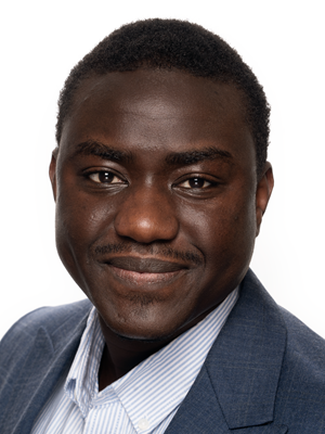 portrett av smilende mann