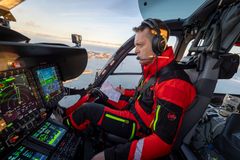 Pilot Lars Amdal testflyr Pins-rute på Vega