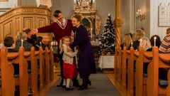 Ferske tall viser at 16 % har planer om å delta på en julegudstjeneste. (Foto: Ellevill / Den norske kirke)