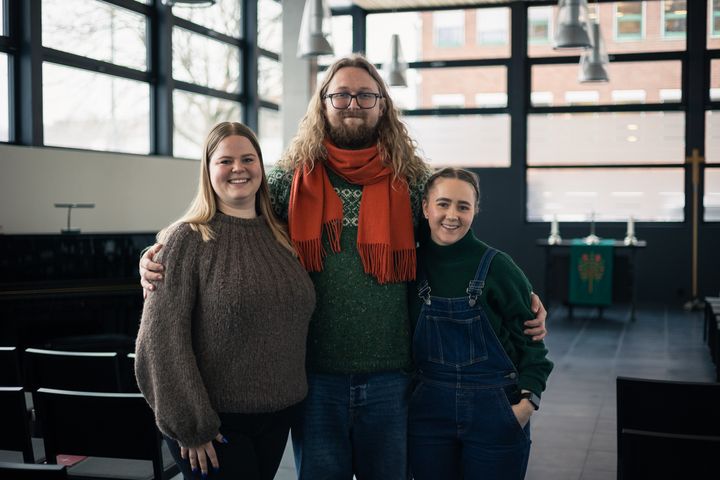 Anna H. H. Havgar, Simon Omsland Zakariassen og Solveig Flatin studerer alle på MF vitenskapelig høyskole for en jobbkarriere i kirken.