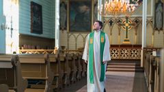 Stadig flere ønsker å bli prest, og kanskje jobbe i Den norske kirke. (Foto: Kirkerådet/Torstein Kiserud)