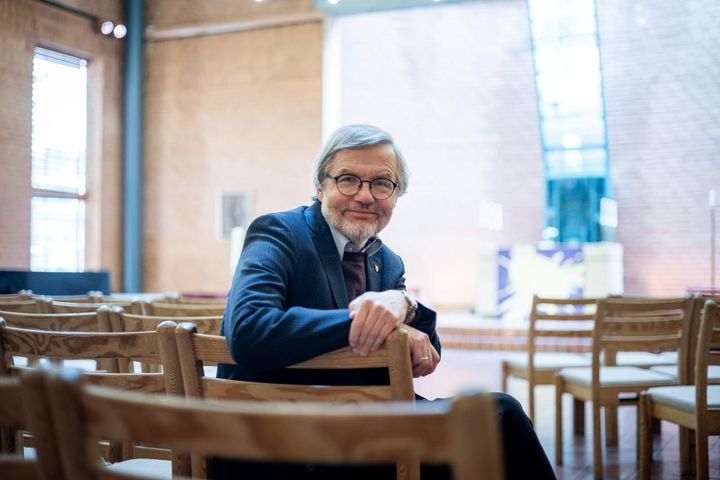 Harald Hegstad, leder i Kirkerådet i Den norske kirke, er glad for at regjeringen anerkjenner Den norske kirkes særskilte rolle som folkekirke i den nye strategien for et livssynsåpent samfunn. Foto: Den norske kirke.