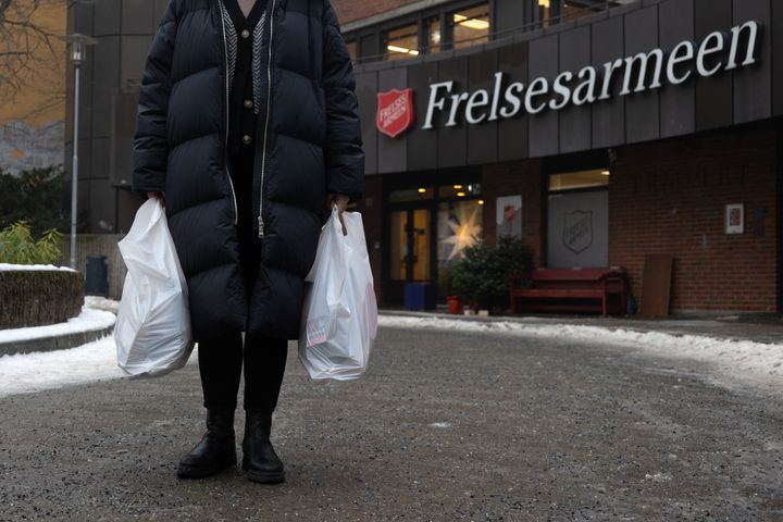 SPØR OM JULEHJELP: Frelsesarmeen får allerede spørsmål om hjelp til jul. Her fra en tidligere juleutdeling i Oslo.