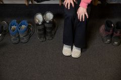 DYR ÅRSTID: Vinterhalvåret krever varme klær og sko. For særlig barnefamiliene er dette ofte en ekstra stor utgiftspost.