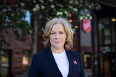 HÅPER: Assisterende sosialsjef i Frelsesarmeen, Elin Herikstad, håper trenden som viser bedring fortsetter.