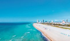 I USA kan du nyte strandlivet for eksempel på Miami Beach i Florida (bildet) eller i San Diego i California.