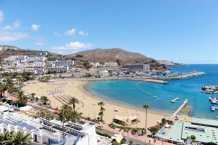 Stranden ved Puerto Rico på Gran Canaria