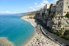 Tropea i Calabria i Sør-Italia er kjent for smale gater, romantiske restauranter og krystallklart vann. Nå blir det enklere å oppfylle reisedrømmen dit neste sommer, opplyser TUI.
