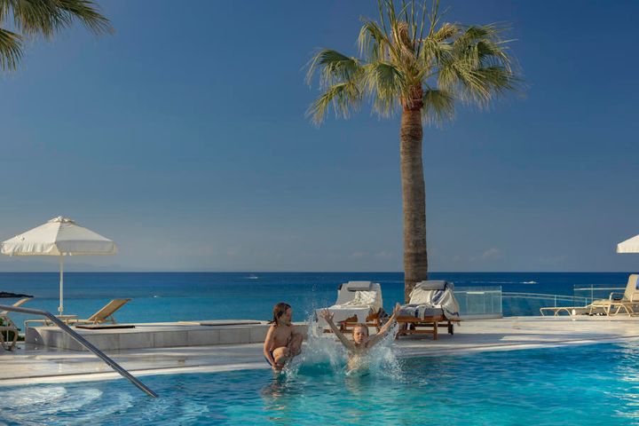 tui-blue-village-nausicaa-beach-fig-tree-bay-cyprus