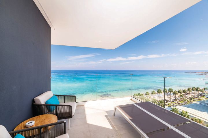 – Nordmenn vil ha høy kvalitet og gjerne litt luksus på ferie. Vi ser at mange går for hoteller med høy kundetilfredshet og et tydelig konsept. Det gir trygghet når man skal investere i en sommerferie med sol- og varmegaranti, sier Anne Mørk-Løwengreen, kommunikasjonssjef i TUI.