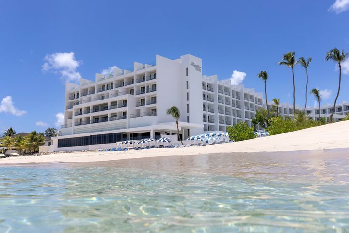Royalton%20Vessence%20Barbados%20eksteri%F8rt%20bilde%20av%20hotellet.