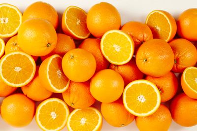 I norsk kosthold kommer vitamin C i hovedsak fra grønnsaker, frukt og bær