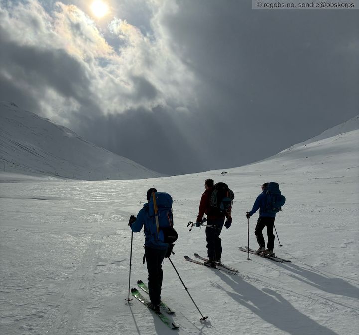 Førpåsketur i Leirdalen, Jotunheimen.