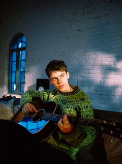 Peder Elias press photo 2 (c) Leo Kramer