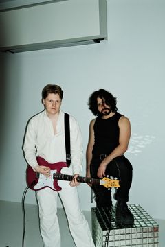 2AM-DM pressebilde 3 (c) Sony Music