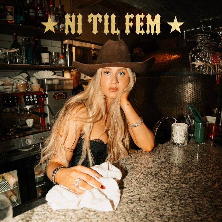 Madeléne er storfornøyd med å ha byttet ut ni til fem-jobbing med å være artist på fulltid