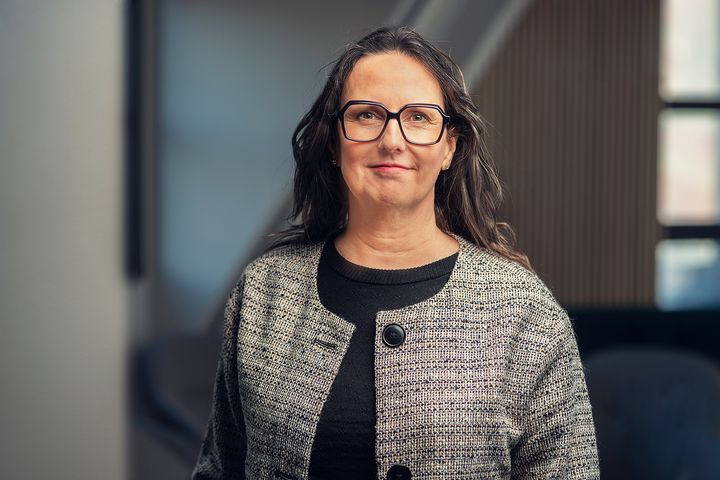 Advokat Line Bjerkek i NBBL gir deg 5 konkrete tips til nyttårsfeiring uten nabokonflikter