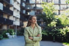 Folk er fortsatt boligprisoptimister, sier sjeføkonom i NBBL, Hilde Karoline Midsem. Foto:
