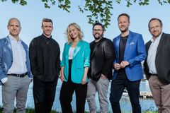 Noen av NRKs profiler under fotball-VM. Christian Nilssen, Carl-Erik Torp, Malin Jørnholt, Patrick Sten Rowlands, Andreas Hagen og Andreas Stabrun Smith.